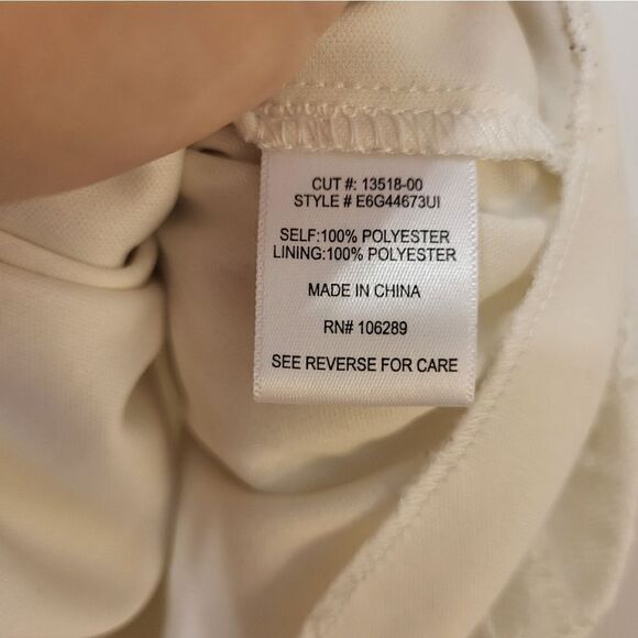 Trixxi white spaghetti strap open back maxi dress - Picture 8 of 12